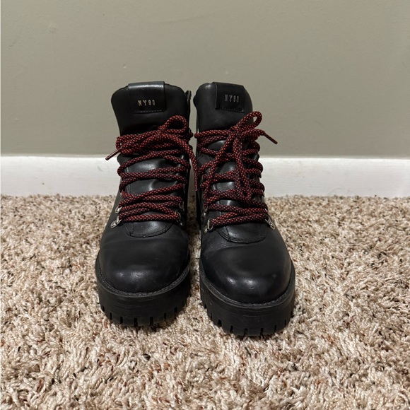 Black Steve Madden boots - Picture 2 of 4